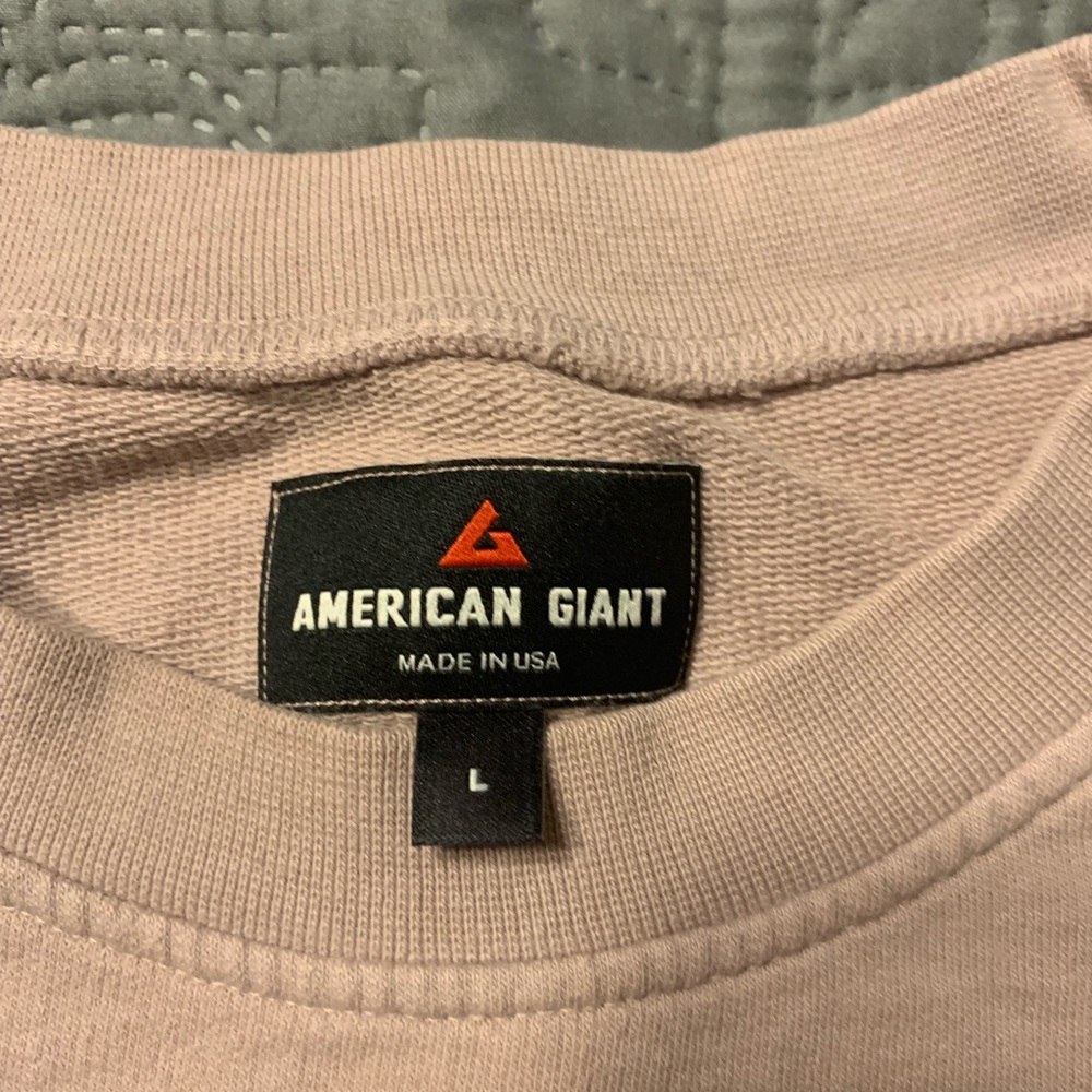American Giant Everyday Crew Sweatshirt Men’s Size Large EUC Color is Sunset